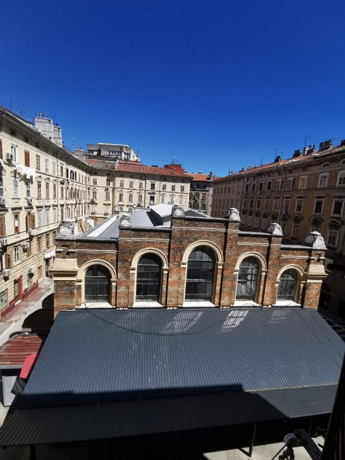 Market & Art Square Place Rijeka Eksteriør billede